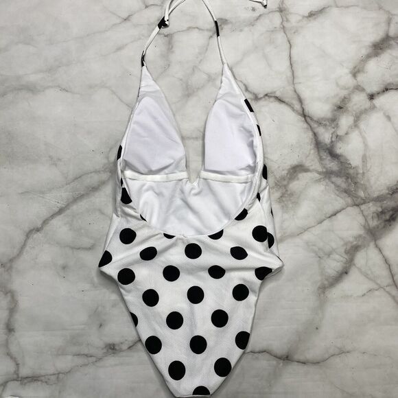 Bar III White Black This And Polka Dot Textured Halter One Piece Swimsuit M New - Picture 5 of 6